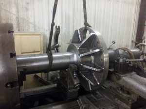 Before we bolt the flanged shaft on, we put it back in the lathe  .....